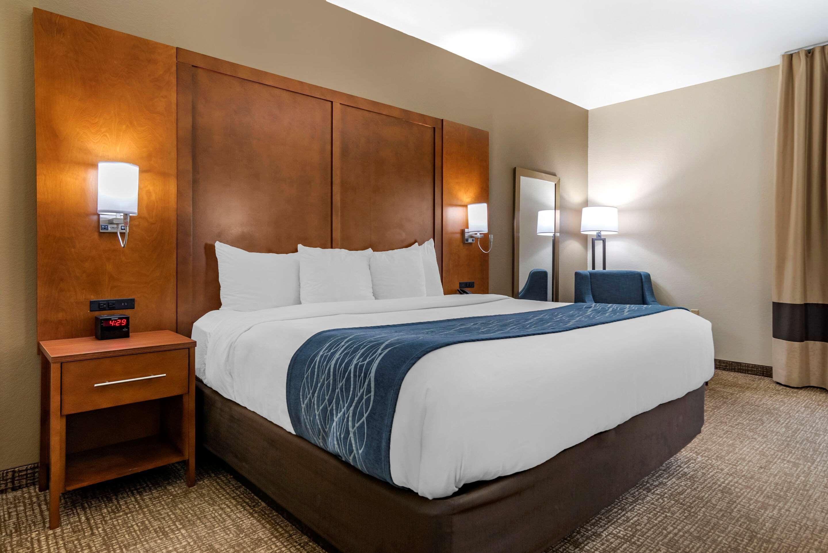 Comfort Inn Birmingham - Irondale Экстерьер фото