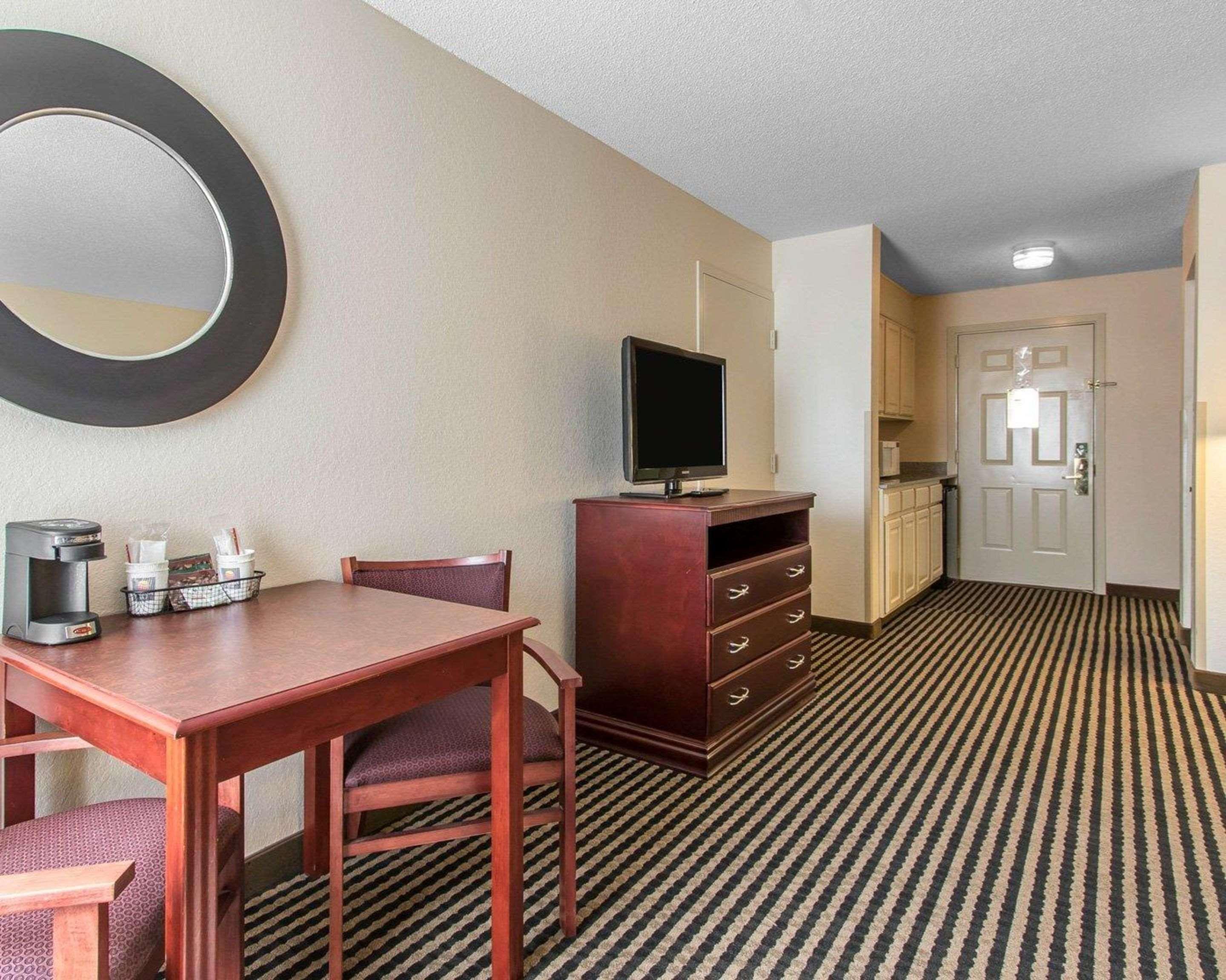 Comfort Inn Birmingham - Irondale Экстерьер фото