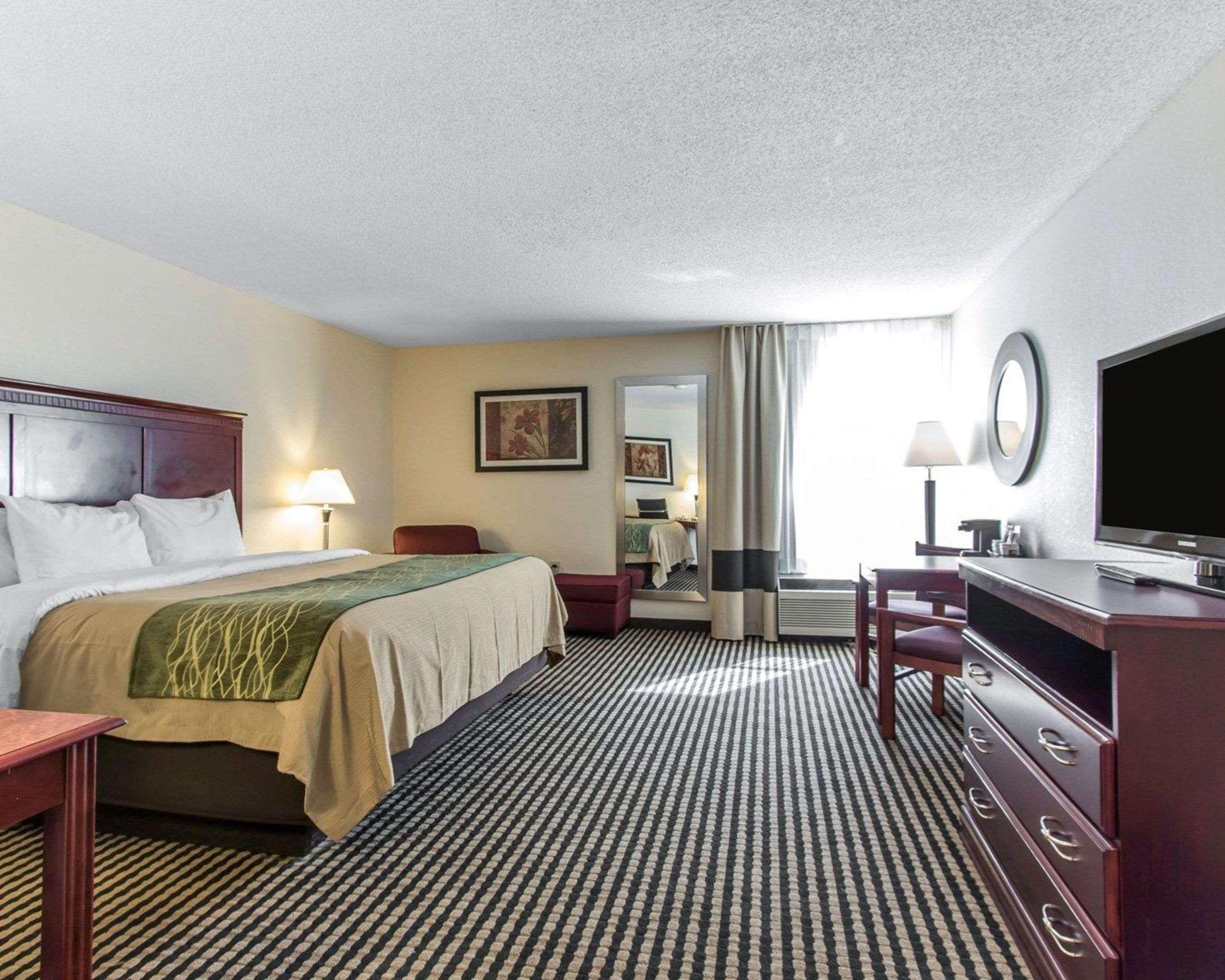 Comfort Inn Birmingham - Irondale Экстерьер фото