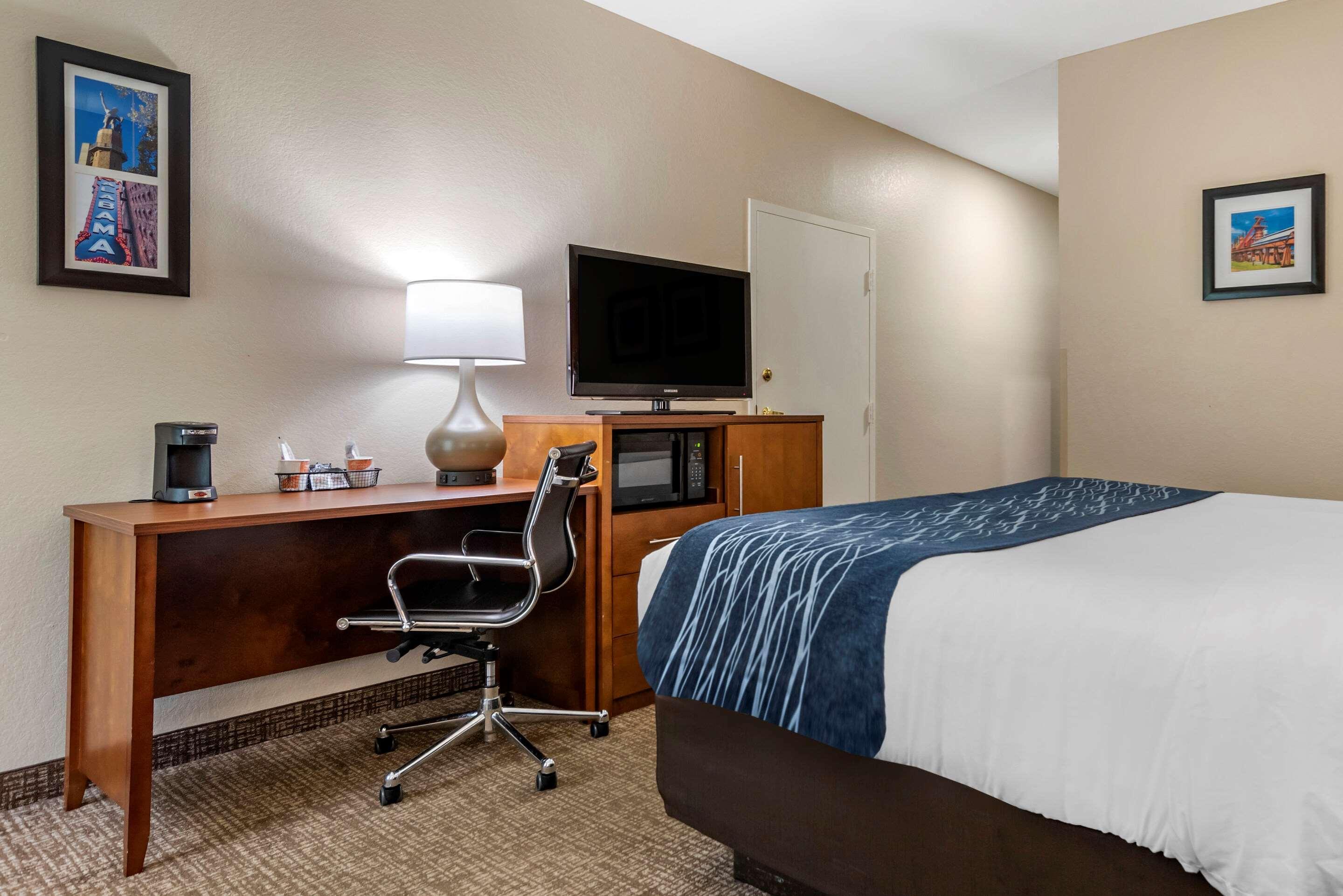 Comfort Inn Birmingham - Irondale Экстерьер фото