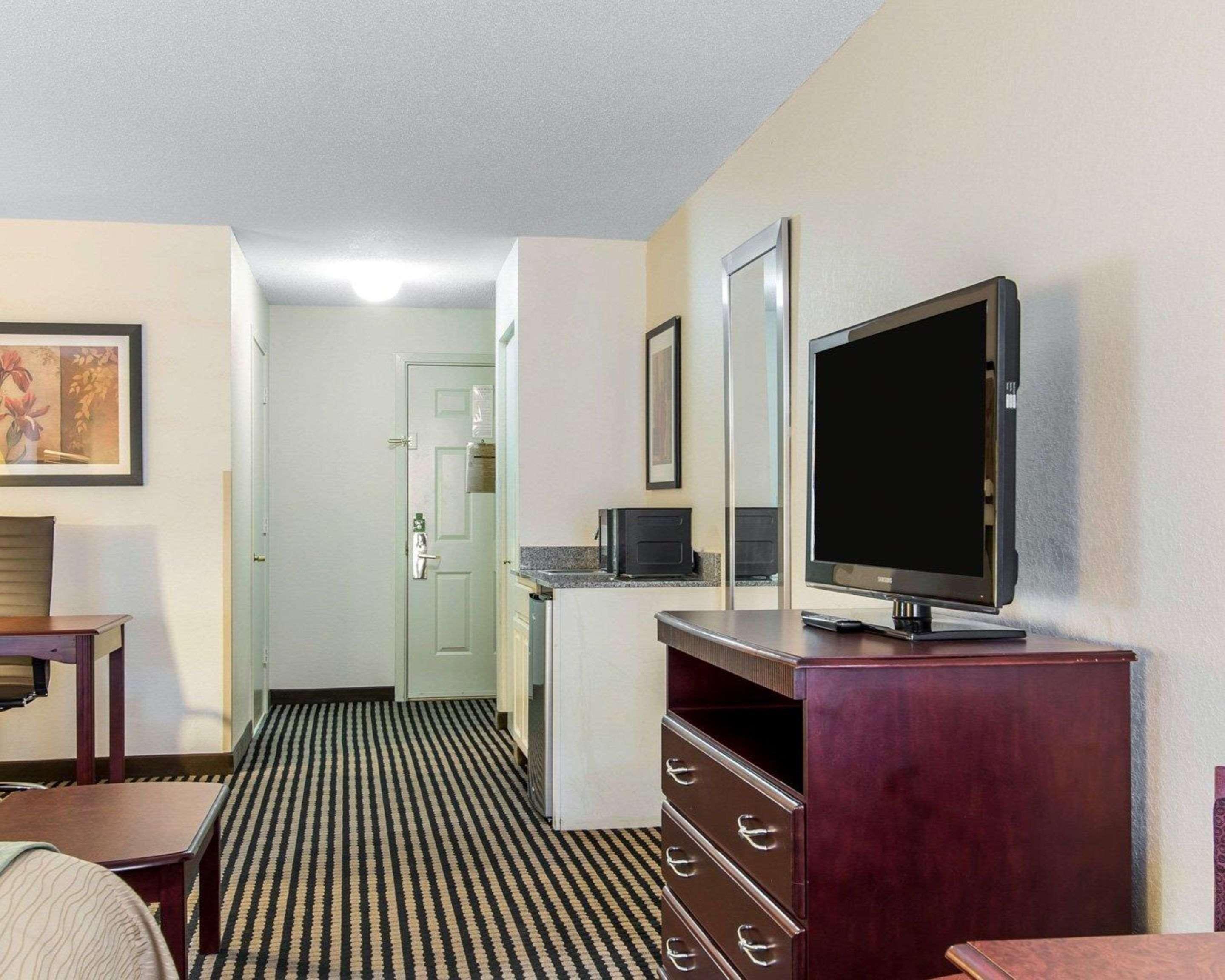 Comfort Inn Birmingham - Irondale Экстерьер фото