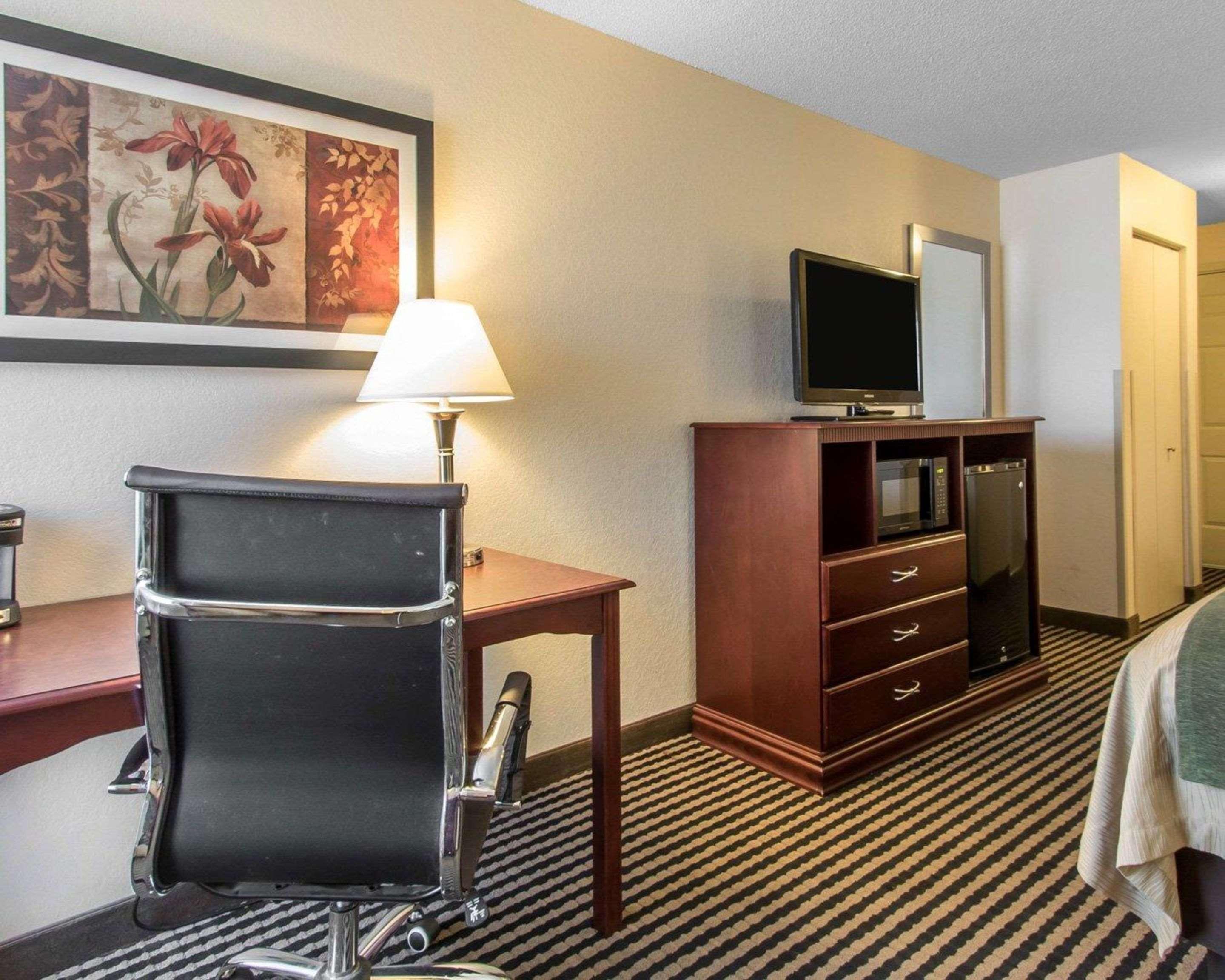 Comfort Inn Birmingham - Irondale Экстерьер фото