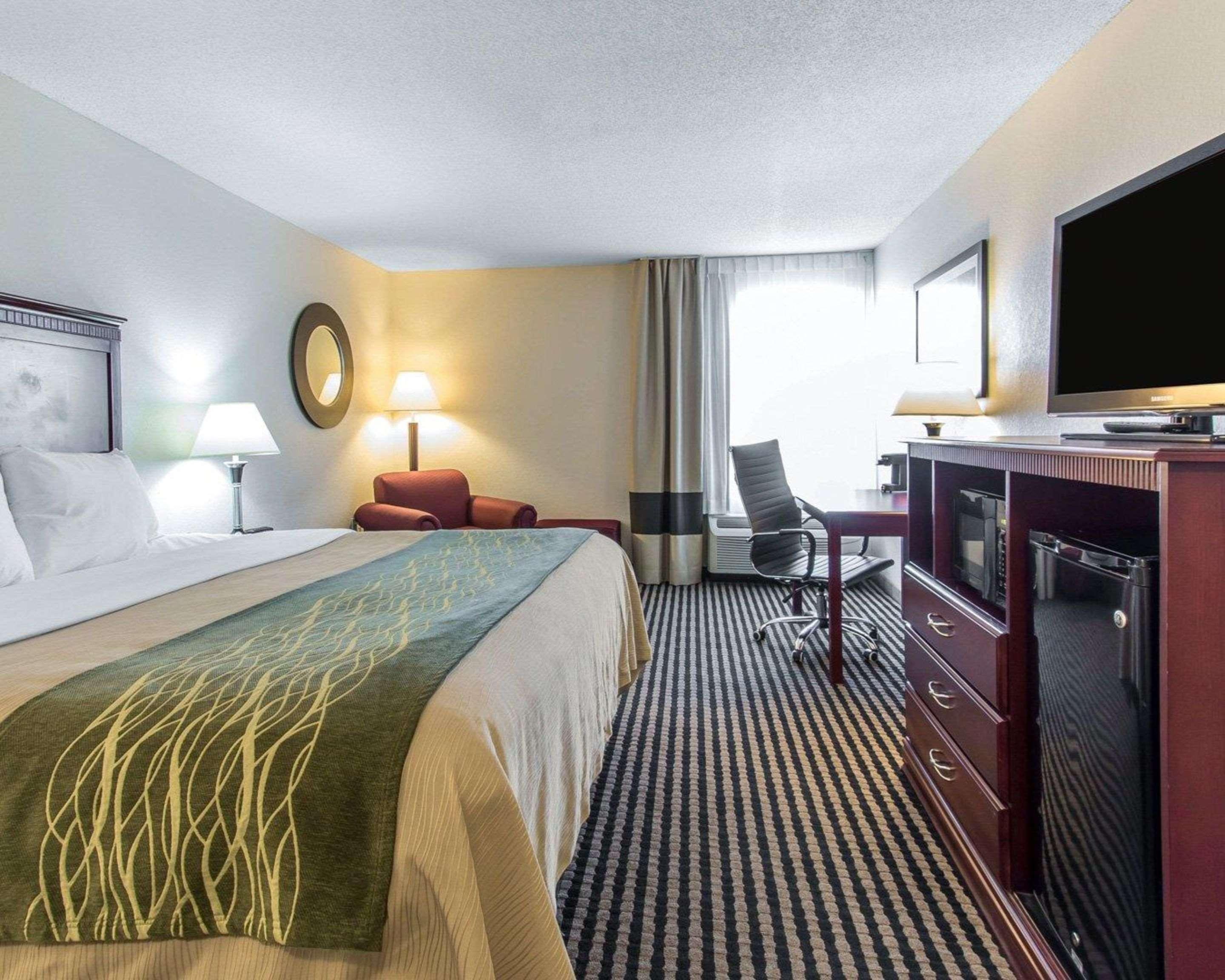 Comfort Inn Birmingham - Irondale Экстерьер фото