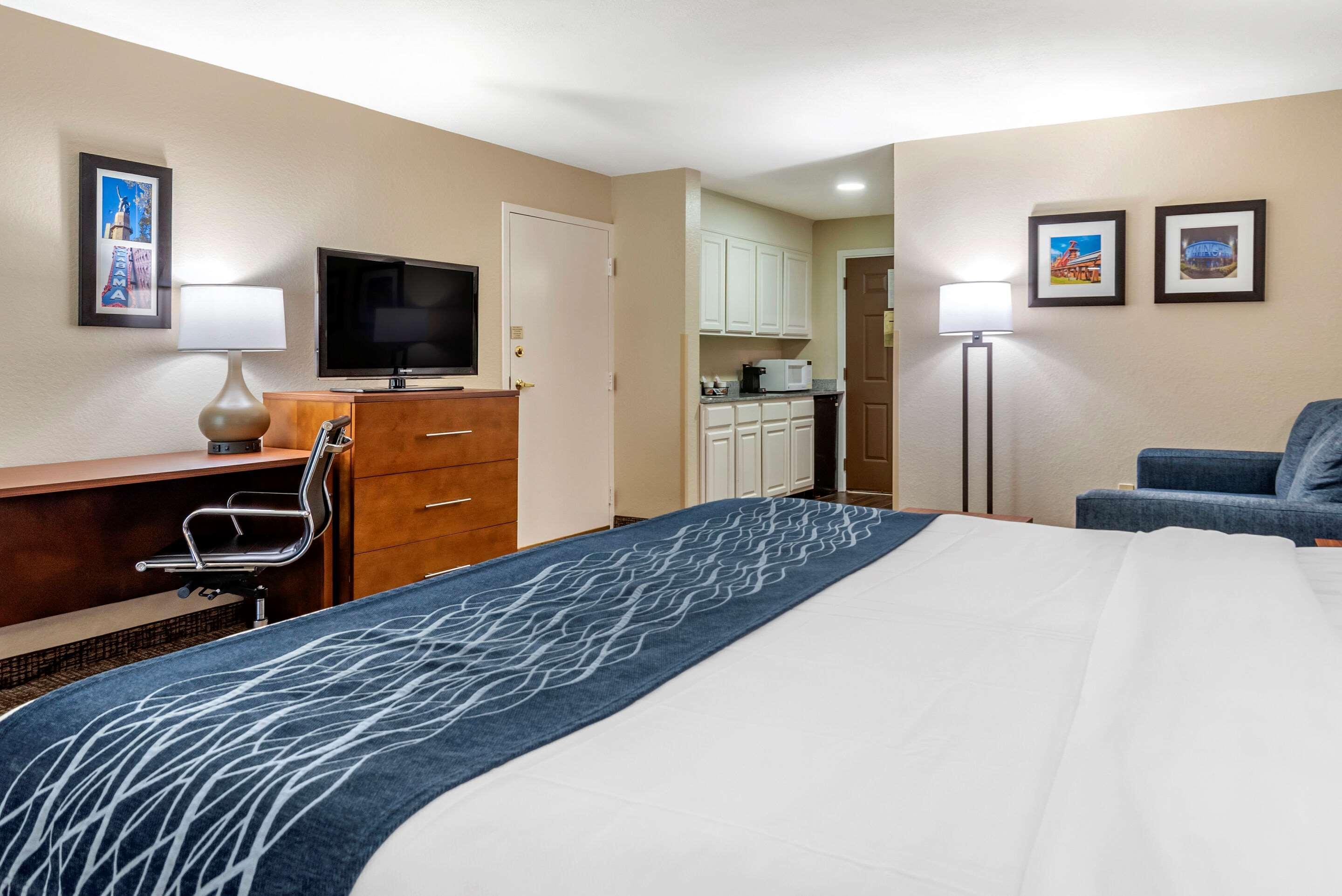 Comfort Inn Birmingham - Irondale Экстерьер фото