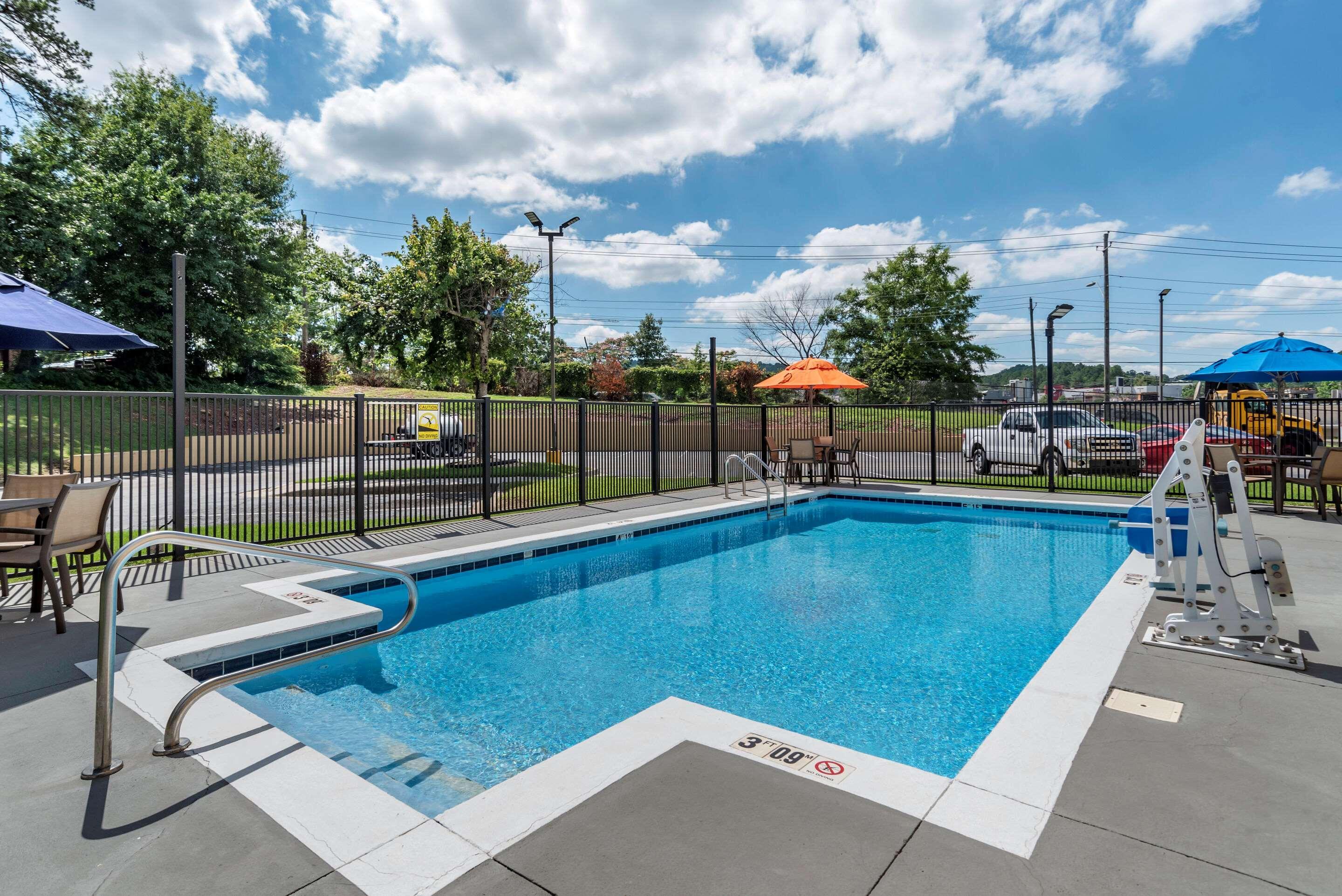 Comfort Inn Birmingham - Irondale Экстерьер фото