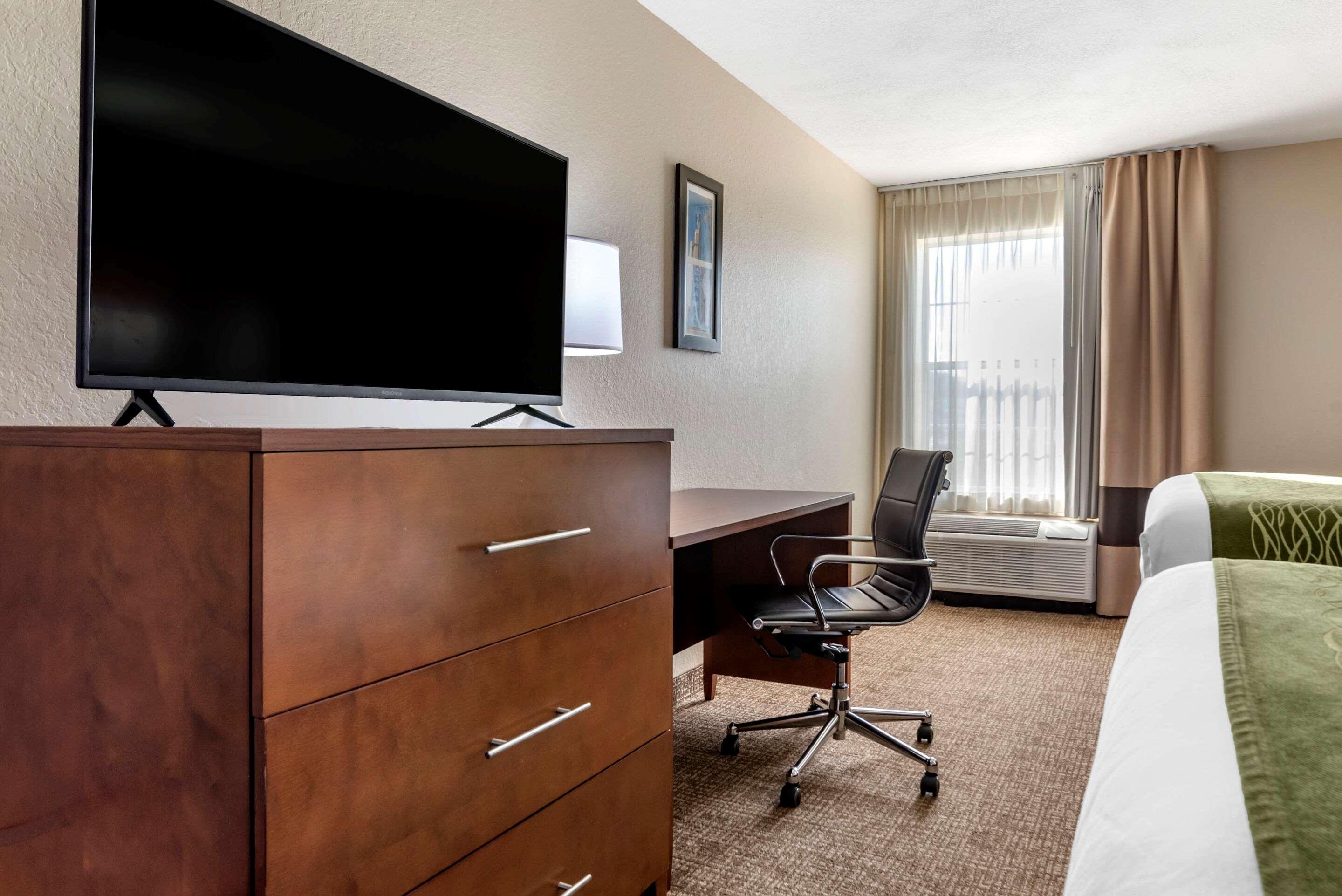 Comfort Inn Birmingham - Irondale Экстерьер фото